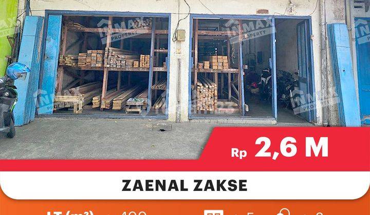 Ruang Usaha + Hunian Siap Untuk Usaha Dekat Pasar Besar + Kampung 3D

Spesifikasi : 

Luas Tanah : 400m²

Luas Bangunan : 400m²

Tingkat : 2

Kamar Tidur : 5

Kamar Mandi : 3

Air : PDAM + Sumur

PLN : 1300

Legalitas : SHGB

Hadap : Barat

Harga IDR 2,6  1