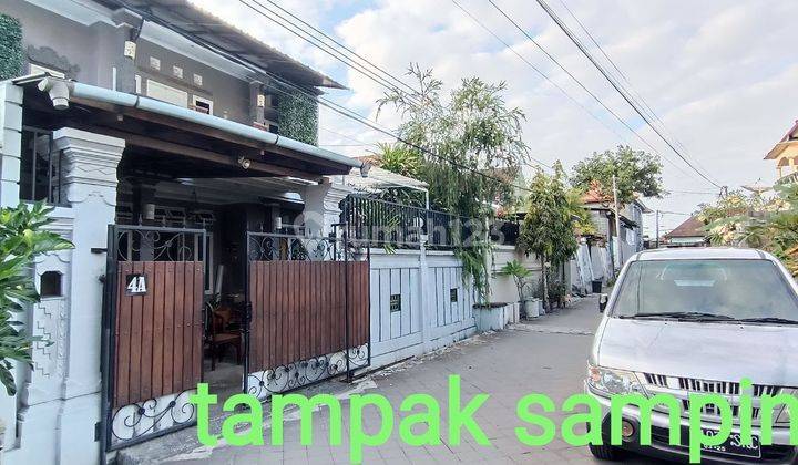 Rumah Modern 2Lt Lokasi Strategis Dekat RS BALI Mandara Sanur 


Spesifikasi :


Luas Tanah 144 m²


Luas Bangunan 170 m²


Kamar Tidur 4


Kamar Mandi 3


Ruang Tamu


Ruang Makan


PLN 3300 Watt 


Air PDAM


Carport


Akses Jalan 2 Mobil 


SHM & IMB

 2