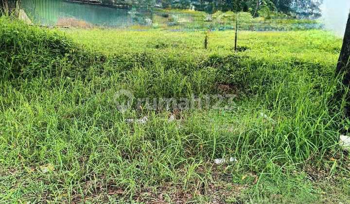 Ready-to-Build Plot of Land in Teluk Golf Block B Citraland Surabaya Specifications: Land Area: 1053m² Dimensions: 20 X 52 Orientation: Southwest Freehold Title Price: 16.8 million / m² Negotiable Ready-to-Build Plot of Land in Teluk Golf Block B Citraland Surabaya Specifications: Land Area: 1053m² Dimensions: 20 X 52 Orientation: Southwest Freehold Title Price: 16.8 million / m² Negotiable
