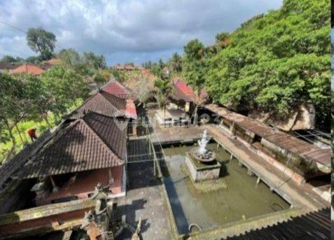 Land Bonus Building Ex Resto In Central Commercial Area UBUD - BALI

Strategic Location:

Near Center UBUD

Suitable For Villa, Resto, Art Gallery, Etc

Specifications:

Land Area: 2600m²

Dimensions: 130 x 18

Facing: North

6 Meter Road Access

SHM 2