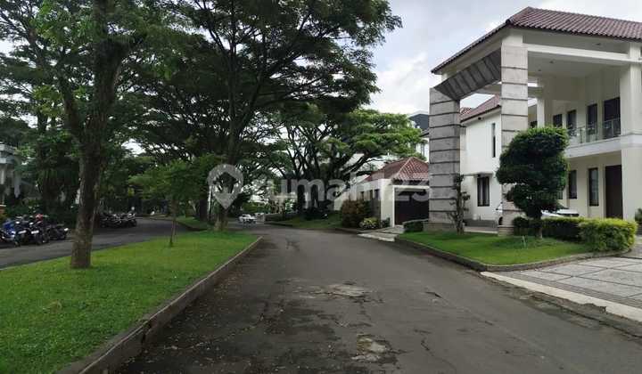 For Sale: Luxury House with Private Pool at Ijen Nirwana Boulevard, Malang 2