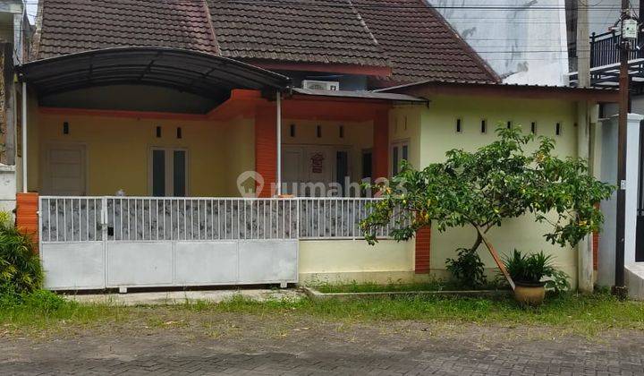 Rumah Murah Minimalis Siap Huni Di City Inside Residence Gadang Malangspesifikasi :luas Tanah : 161 M²luas Tanah : 161 M²as Tanah : 161 M²dimensi : 10 X 16 Luas Bangunan : 80m²kamar Tidur : 2 Kamar Mandi : 2garasi : 1hadap : Selatan Listrik : 1300 Watt Ai 1
