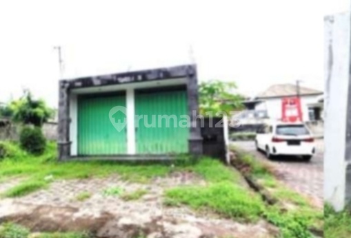 Booth 1st Floor Ready for Business Strategic Location in Front of Graha Citra Lestari Housing, Panji, Sukasada - Buleleng