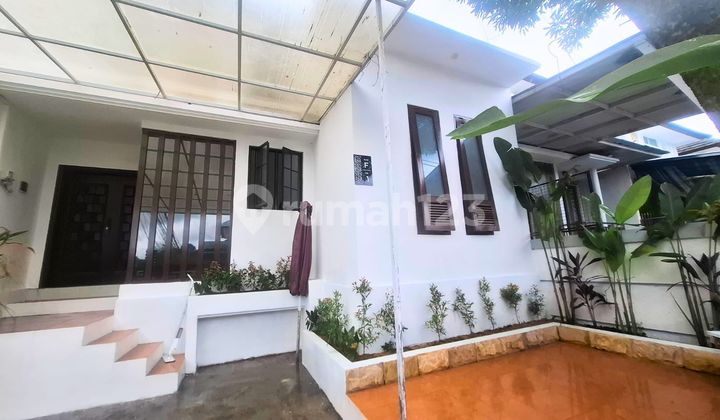 Strategic Hook House in Nusa Dua - Taman Giri Mumbul | SHM IMB | Ready to Occupied
Land Area: 115 m²
Building Area: 100 m²
Bedrooms: 3
Bathrooms: 2
Garage
Garden
Electricity: 3,500 Watt
Water: PDAM
Position: Hook
Facing: South
Legality: SHM & IMB
Price: Rp 2.1 Billion 2