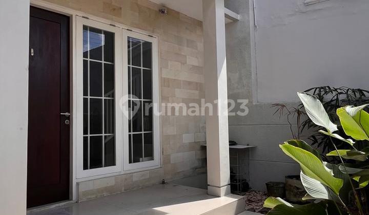 For Quick Sale! Modern House in Pedungan, Denpasar – Prime Location, Near Toll Road, One Gate System – Only 2.5 Billion (negotiable)!  

Specifications: