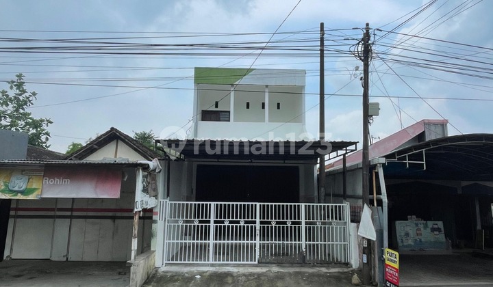 Di Jual Cepat Ruko 2 Lantai & Rumah Kosjln. Kuwung No. 249 Mergelo, Kelurahan Meri , Kec. Magersari, Kota Mojokertospesifikasi :ruko 2 Lantai & Rumah Kost 8 Kamar Luas Tanah : 352 M²luas Bangunan : 300 M²dimensi Lebar Ruko 5.5 M & Panjang 13 Mdimensi Leba Di Jual Cepat Ruko 2 Lantai & Rumah Kosjln. Kuwung No. 249 Mergelo, Kelurahan Meri , Kec. Magersari, Kota Mojokertospesifikasi :ruko 2 Lantai & Rumah Kost 8 Kamar Luas Tanah : 352 M²luas Bangunan : 300 M²dimensi Lebar Ruko 5.5 M & Panjang 13 Mdimensi Leba