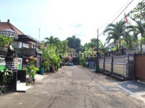 Tanah Kavling Siap Bangun Di Perumahan River Vier Pering - Gianyar, One Gate System
Spesifikasi : 

Luas Tanah : 375m²

Dimensi : 30 x 22

Hadap : Selatan 

SHM 

Akses Jalan 8 Meter

Harga 1,3 Miliar Nego  2