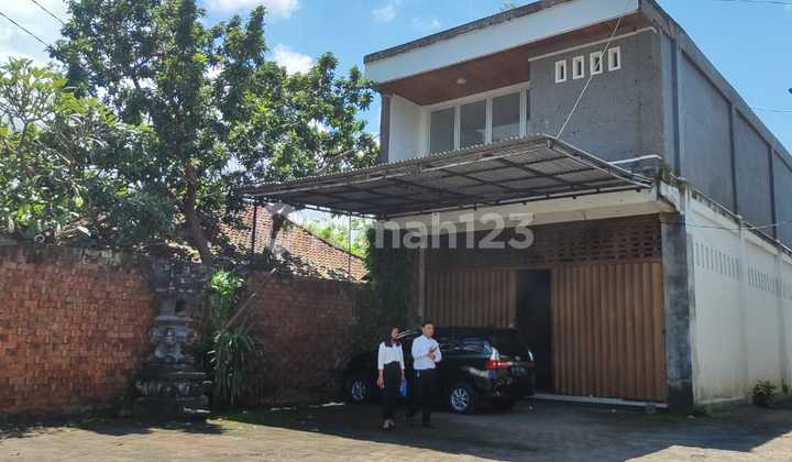 Ruko 2lt Lokasi Strategis Di Jl. Ahmad Yani Karangasem, Bali 2