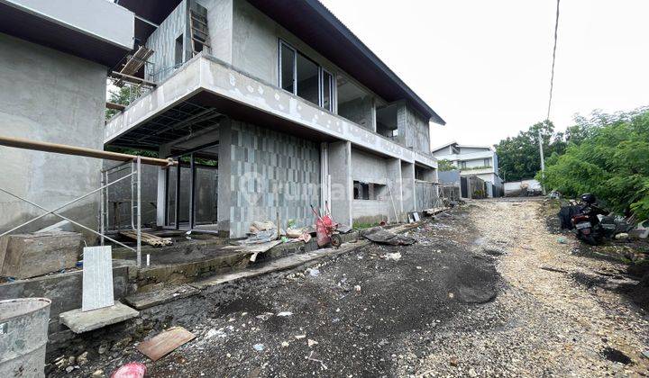 On Progress Finish In March 2025 Japandi Style Villa In Ungasan Bali • Luas Tanah : 300 M²• ⁠luas Bangunan : 296 M²• ⁠kamar Tidur : 3• ⁠kamar Mandi : 3• ⁠kamar Staff & Toilet• ⁠powder Room • ⁠swimming Pool • ⁠5500 Watt Electricity • ⁠fully Furnished• ⁠shm 1