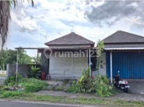 Shop 1lt + Basement Ready for Business on Jl. Rajawali, Subamia, Tabanan Bali Shop 1lt + Basement Ready for Business on Jl. Rajawali, Subamia, Tabanan Bali