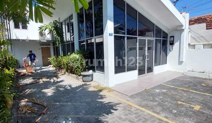 Di Jual Cepat Komersial Area Lokasi di Jl. Mangkunegoro, Hanya 60 Meter Dari Jl. Diponegoro Surabaya