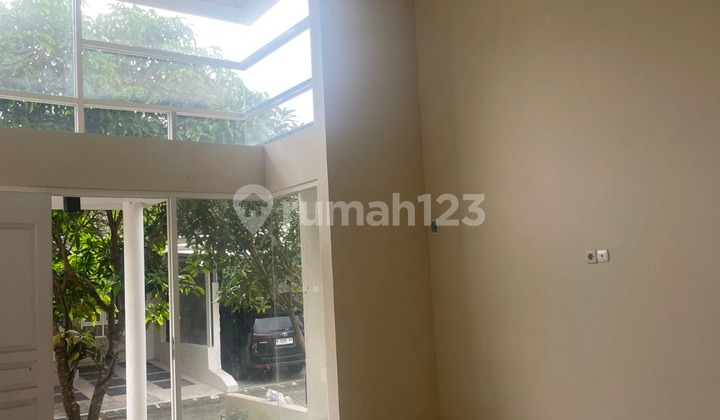 Affordable Minimalist House Ready to Occupancy in Mountain Boulevard Housing, Wagir
Specifications:
Land Area: 98m²
Dimensions: 14.75 x 6.6
Building Area: 55m²
Bedrooms: 2
Bathrooms: 1
Electricity: 1300 Watt
Water: PDAM
Orientation: West
SHGB
Strategic Location with Direct Road Access