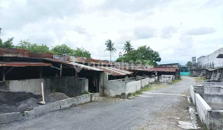 Di Jual Tanah Bonus Bangunan di Kawasan Industri Mangliawan - Malang, Akses Kontainerspesifikasi : Luas Tanah : 4250M²Dimensi : 10 X 42Luas Bangunan : 840M²Pln : 41.500Wattair : Sumur 2 Titikhadap : Baratshmpoint Selling :Akses Kontainerdekat Pintu Toldek Di Jual Tanah Bonus Bangunan di Kawasan Industri Mangliawan - Malang, Akses Kontainerspesifikasi : Luas Tanah : 4250M²Dimensi : 10 X 42Luas Bangunan : 840M²Pln : 41.500Wattair : Sumur 2 Titikhadap : Baratshmpoint Selling :Akses Kontainerdekat Pintu Toldek