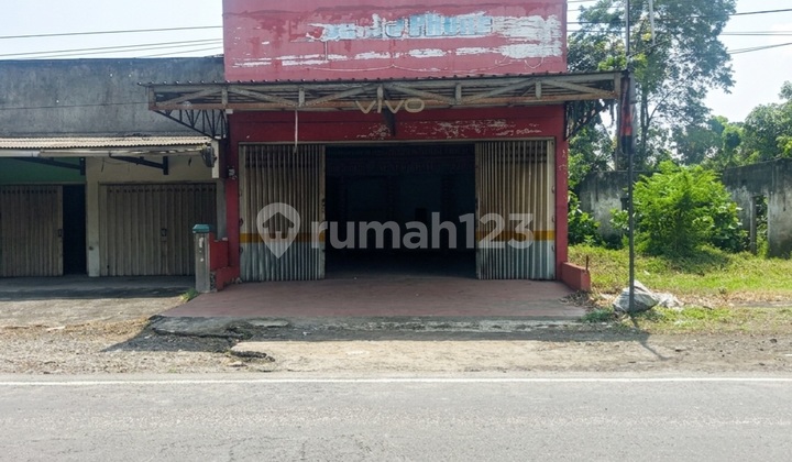 Ruko Murah Strategis 0 Jalan Raya Bagelenan, Srengat Blitar Ruko Murah Strategis 0 Jalan Raya Bagelenan, Srengat Blitar