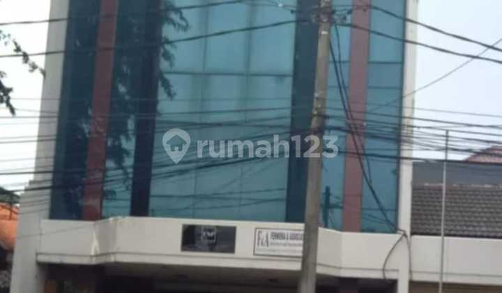 GEDUNG HARGA MEPET NJOP SIAP PAKAI UNTUK KANTOR DI JAKARTA PUSAT 1