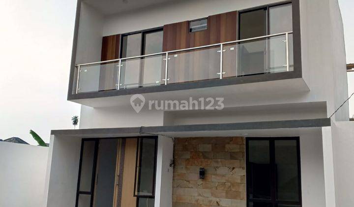 Rumah 2 Lantai Mewah Murah Dekat Stasiun Lrt 2