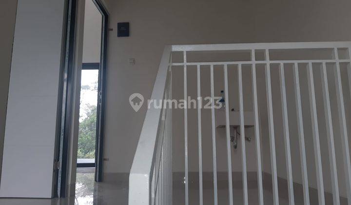 Rumah dijual di Cibubur Dekat Gerbang TOL cimanggis hanya 5 Menit  9