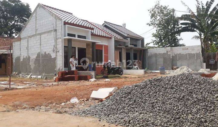 Rumah modern dekat Pasar Cisalak dan pasar pal 1