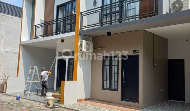 Rumah 2 Lantai Modern Dekat dengan Gerbang Tol Cisalak Rumah 2 Lantai Modern Dekat dengan Gerbang Tol Cisalak
