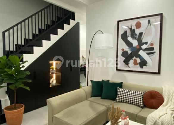 Rumah 2 Lantai Siap Huni di Tapos Depok Dekat Jalan Utama 2