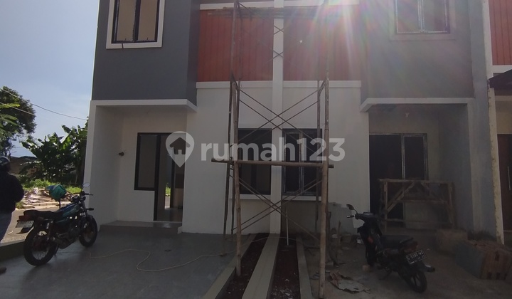 Rumah 2 Lantai Dekat Trans Studio Cibubur Dan Stasiun Lrt 2