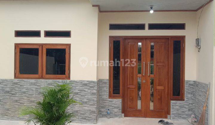 Rumah siap huni dgn halaman luas  2