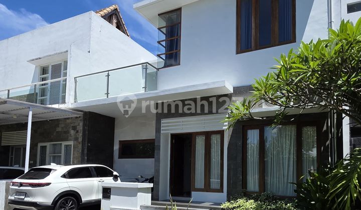 Modern House in Kerobokan 3 Bedrooms Fully Furnished Modern House in Kerobokan 3 Bedrooms Fully Furnished
