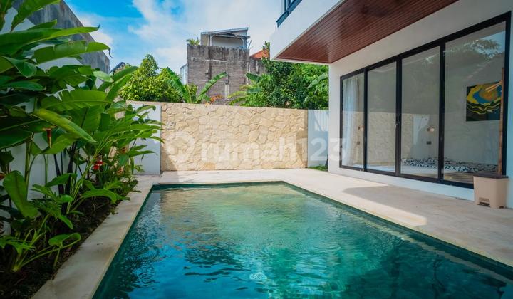 Villa Cantik 3 Kamar Tidur di Padonan Furnish dengan Taman,Pool 2