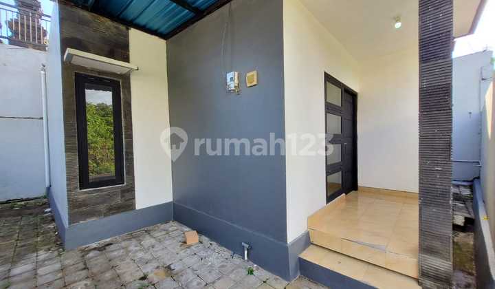 Buc Rumah 2 Bedrooms Unfurnished di Abianbase 2