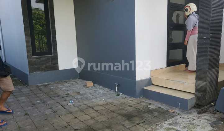 Buc Rumah 2 Bedrooms Unfurnished di Abianbase 8
