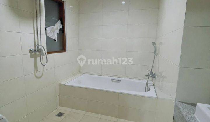 Villa 3br Available Now At Kerobokan 9