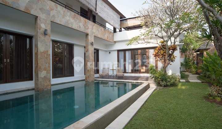Luxury Newly Renovated 3 Bedroom Villa with Garden and Pool in Canggu Luxury Newly Renovated 3 Bedroom Villa with Garden and Pool in Canggu