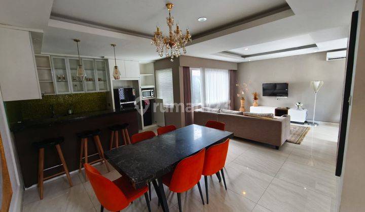 For Rent 3 Story Building Semi Villa With 4 Bedrooms In Kerobokan 1