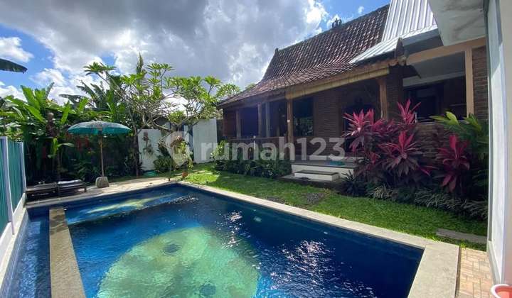 Rumah Joglo 1 Kamar Tidur Di Padonan Canggu Dengan Taman Dan Pool