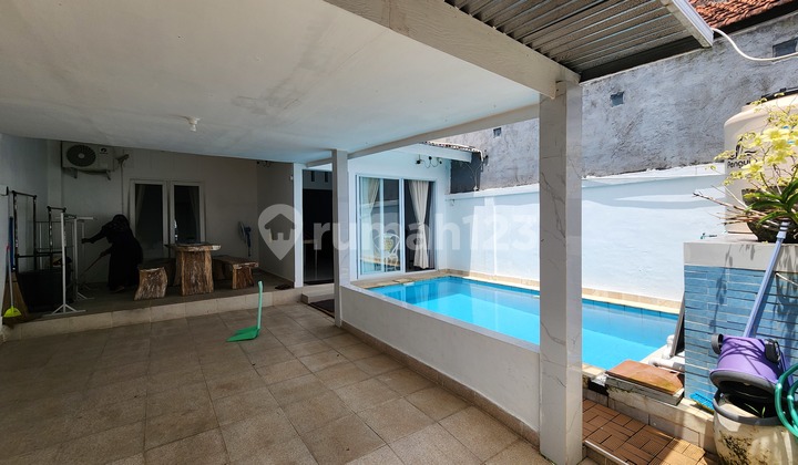 Villa Cantik 3 Kamar Tidur di Kutuh Nusa Dua dengan Private Pool Villa Cantik 3 Kamar Tidur di Kutuh Nusa Dua dengan Private Pool