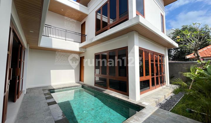 Rumah Bagus 3 Kamar Tidur Di Kerobokan Minimal Sewa 2 Tahun