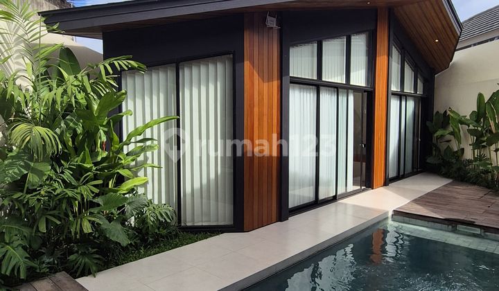 Luxury 2 Bedroom Wooden Design Villa in Kemenuh, Gianyar!