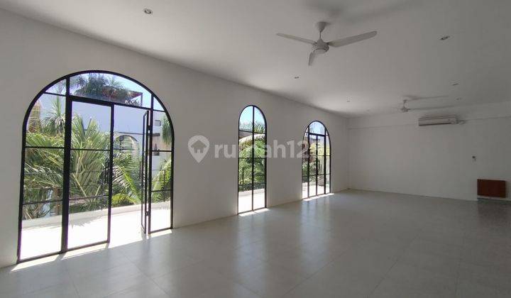 Office For Rent Touristic Area In Canggu 1