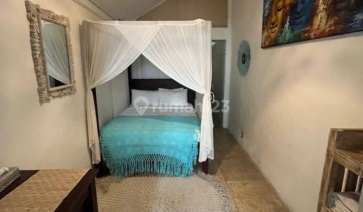 Spacious Villa 3 Bedroom In Kerobokan Area, Minimum 15 Years 2