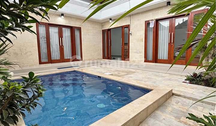 Villa Cantik Baru 2 Kamar di Renon Semi Furnished dengan Pool