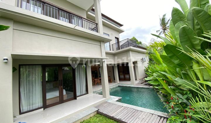 Villa Cantik 3 Bedrooms in Cemagi with Garden and Pool