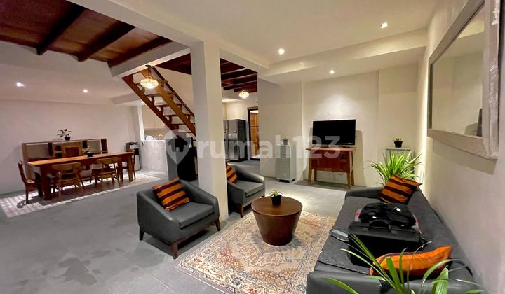 Nice 4 Bedroom House in Greenlit Residence Munggu Furnished