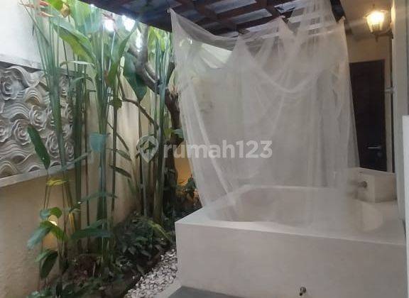 Spacious Villa 3 Bedrooms At Batu Bolong Area Fully Furnished 2