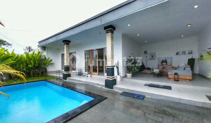 Villa Cantik 2 Kamar di Canggu dengan Taman dan Pool 2