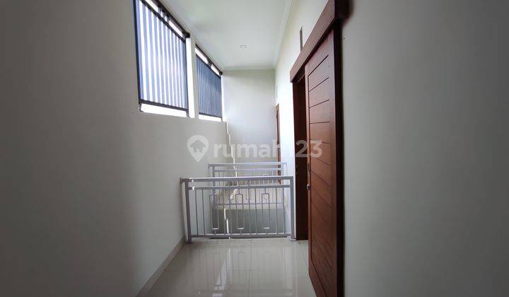 Brand New House at Kesiman Area 10 Minutes From Sanur 3 Bedrooms Unfurnished. 2