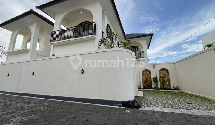 New Beautiful Villa 3 Rooms Minimum Lease 5 Years in Buduk Unfurnished