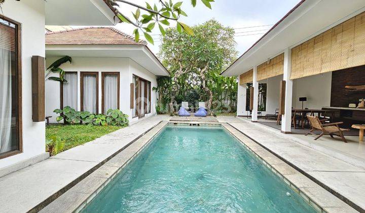 Spacious 3 Bedroom Villa for Yearly Rent in Umalas 1