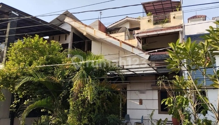 Dilelang, Rumah 2 Lantai di Perum Grand Depok City 2