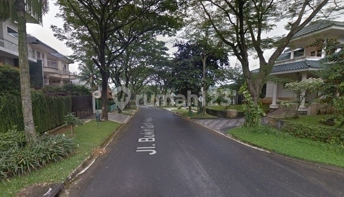 Dilelang, Rumah Tinggal di Perumahan Bukit Sentul, Bogor