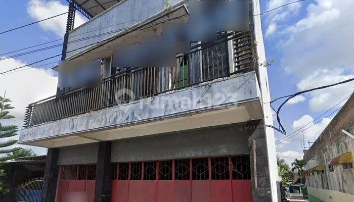 Auctioned Shophouse in Banjarsari, Solo 2